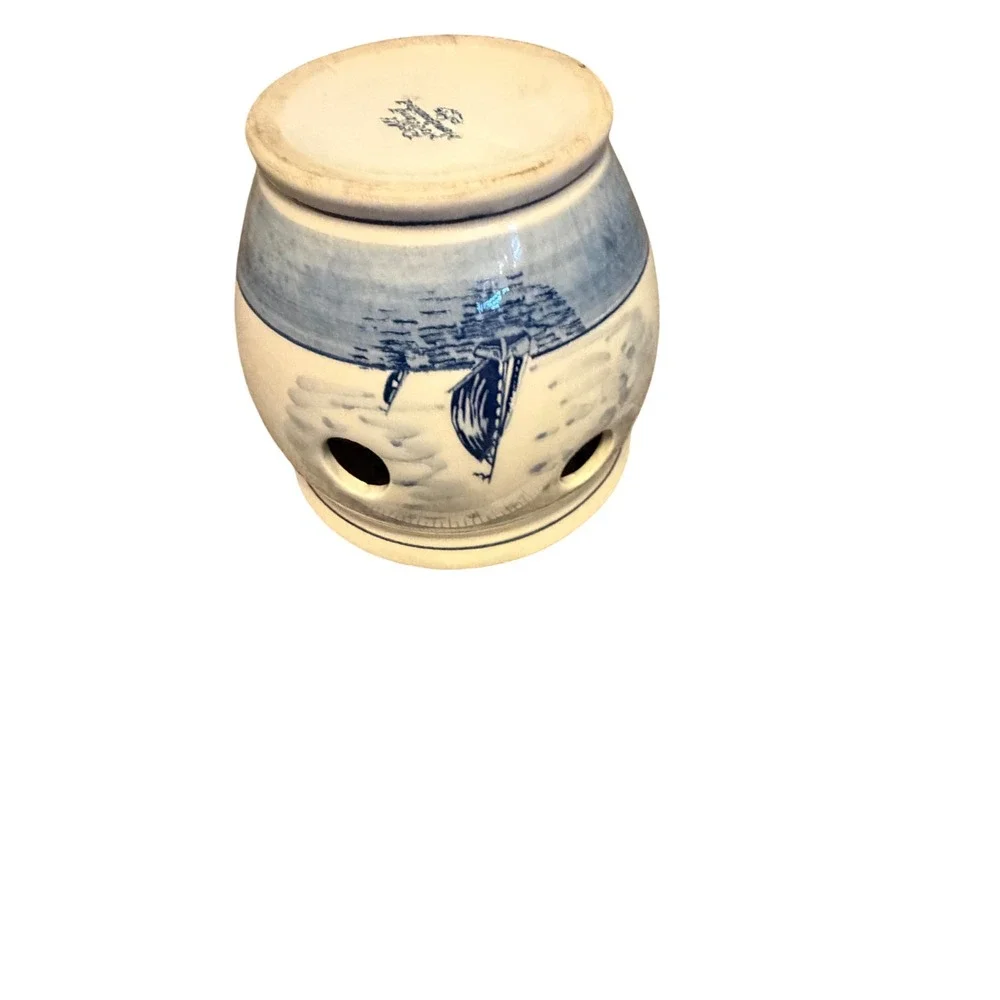 Delft holland hand